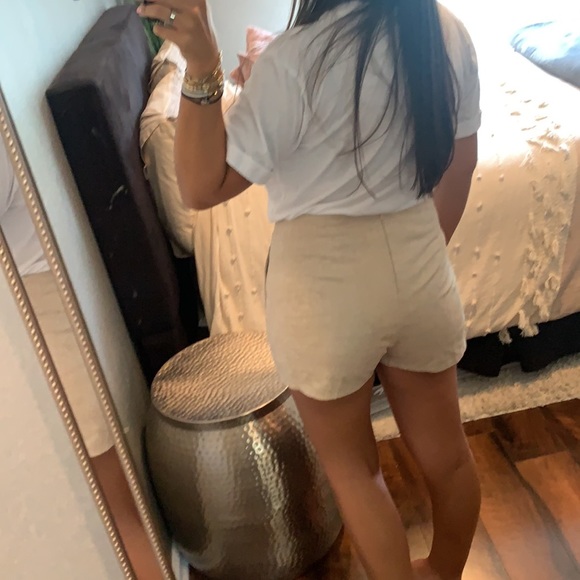 NWOT - Very J Gold/Tan Lace up Shorts - Picture 2 of 7